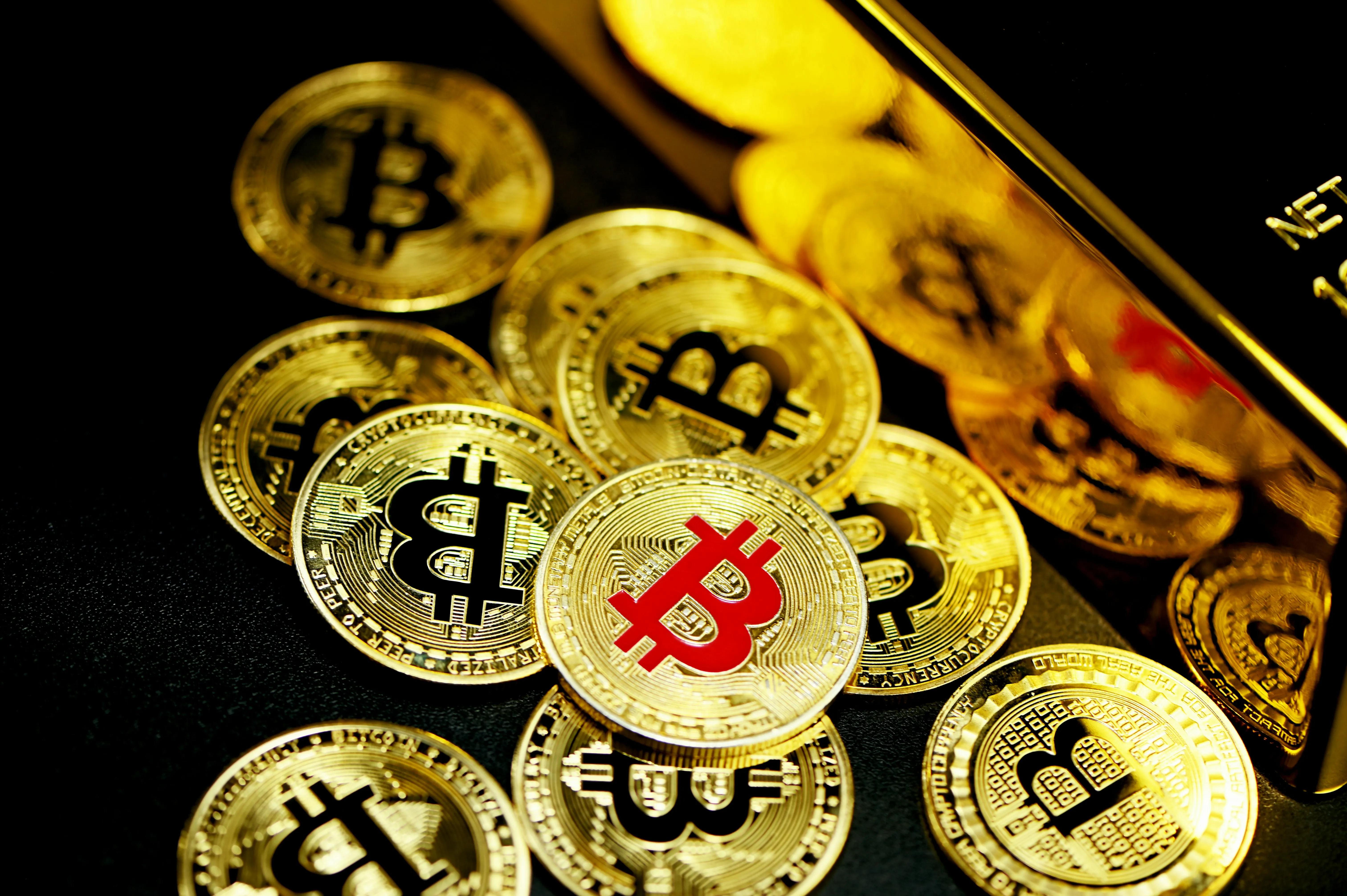 Hình ảnh đại diện Điều Khoản Dịch Vụ của 69.vin, thể hiện sự minh bạch và an toàn trong cá cược trực tuyến, với màu sắc xanh lá và trắng chủ đạo.